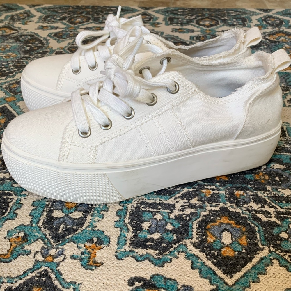WHITE PLATFORM SNEAKERS